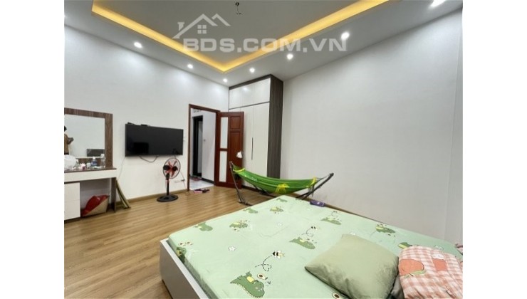 Vương Thừa Vũ - Thanh Xuân, D.Tích 52/60m2, 5 Tầng, Căn Góc, Giá 6.8 tỷ